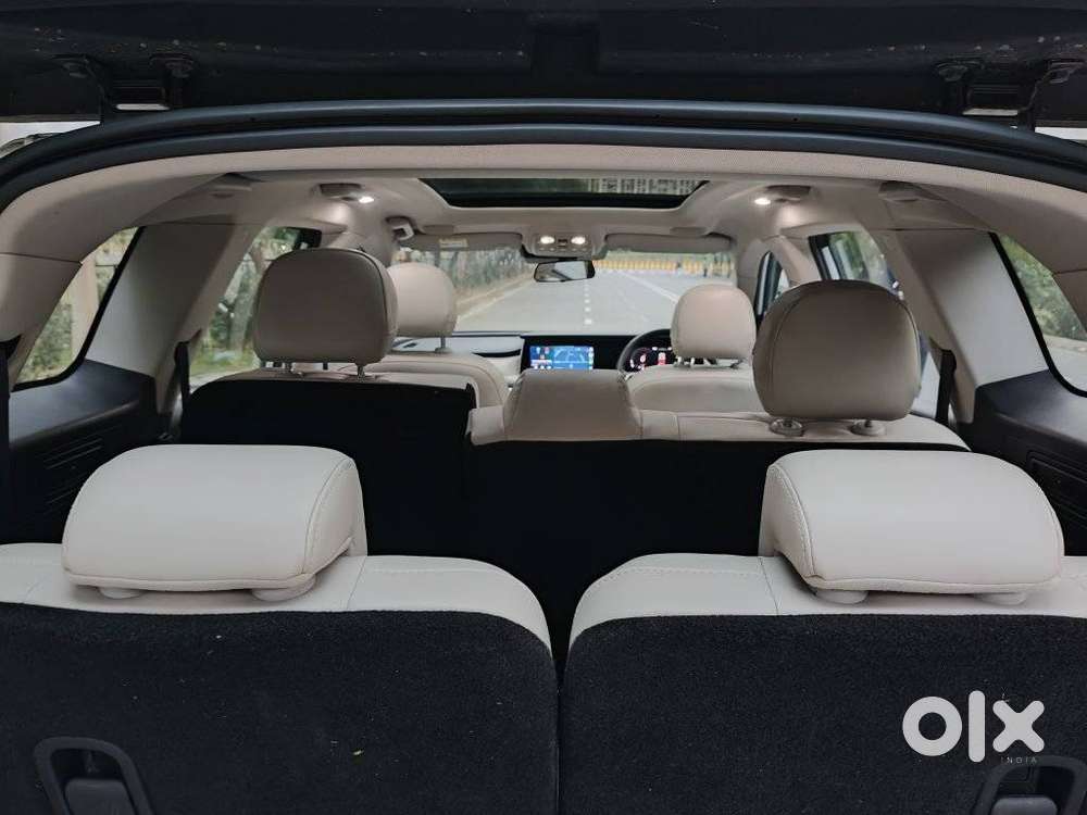 Mahindra Xuv700 2.0 Ax 7 Petrol At Luxury Pack Str, 2022, Petrol
