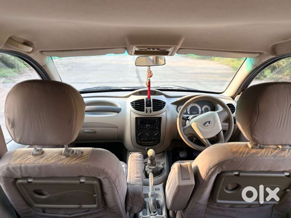 Mahindra Quanto C8, 2013, Diesel