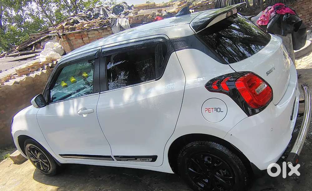 Maruti Suzuki Swift 2021 Petrol 52000 Km Driven 2 Key Available.