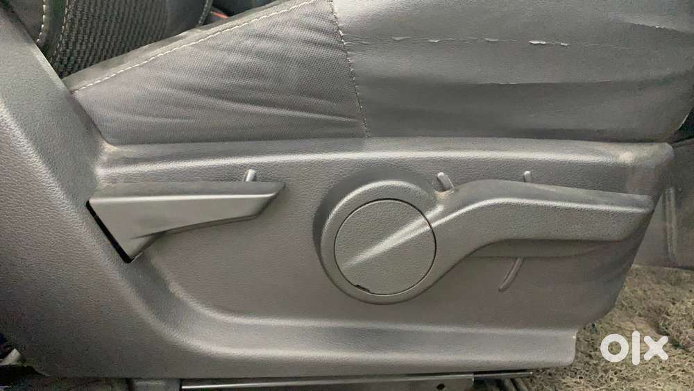 Mahindra Thar Lx 4-str Hard Top At, 2021, Petrol