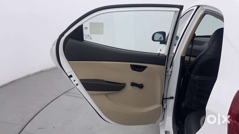 Hyundai Eon Era +, 2017, Petrol