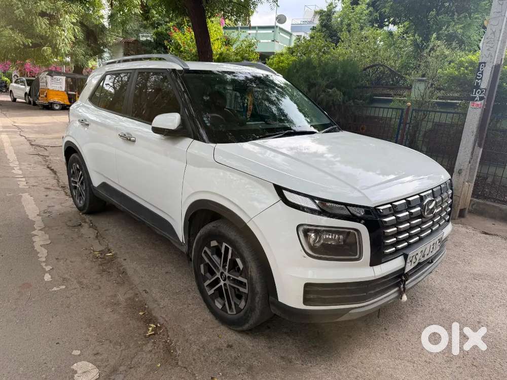 Hyundai Venue 2023 Car