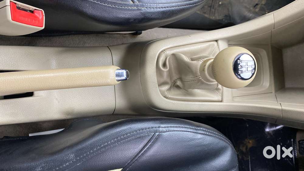 Maruti Suzuki Swift Dzire Vxi 1.2, 2013, Petrol