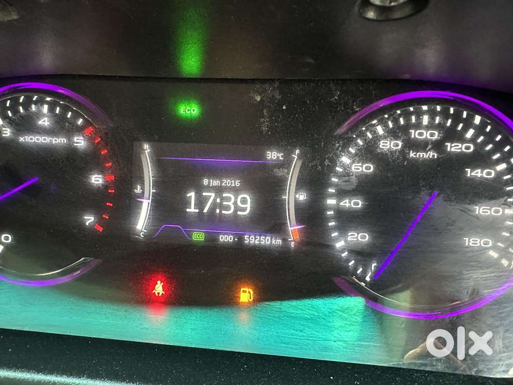 Mahindra Marazzo M6 8str, 2019, Diesel