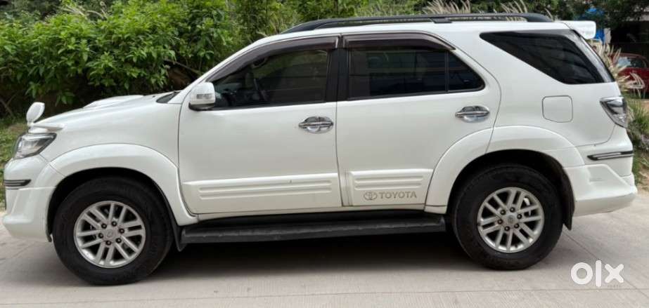 Toyota Fortuner 2.5 4x2 At Trd Sportivo, 2012, Diesel