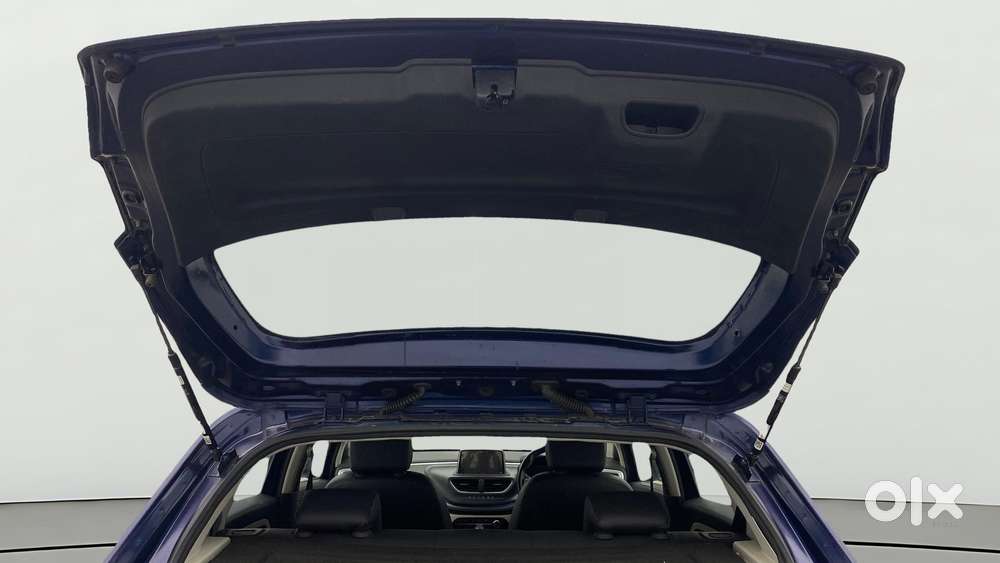Tata Altroz 1.2 Xza Plus, 2022, Petrol