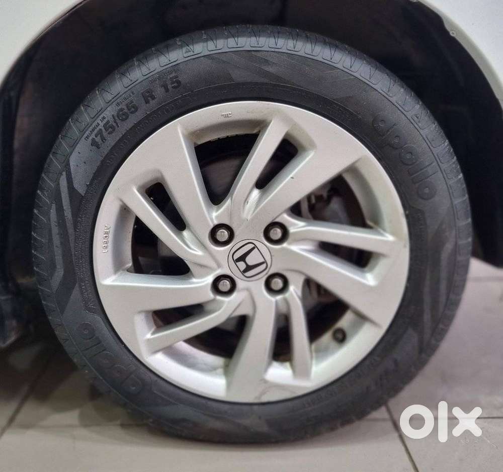 Honda Jazz V Cvt, 2017, Petrol