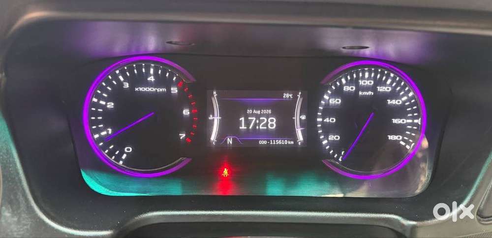 Mahindra Marazzo, 2019, Diesel