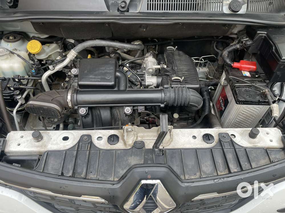 Renault Triber Rxl, 2021, Petrol