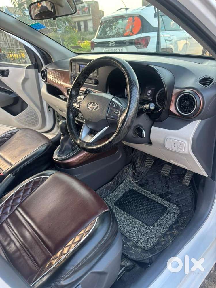 Hyundai Aura 2024 Cng & Hybrids 60000 Km Driven