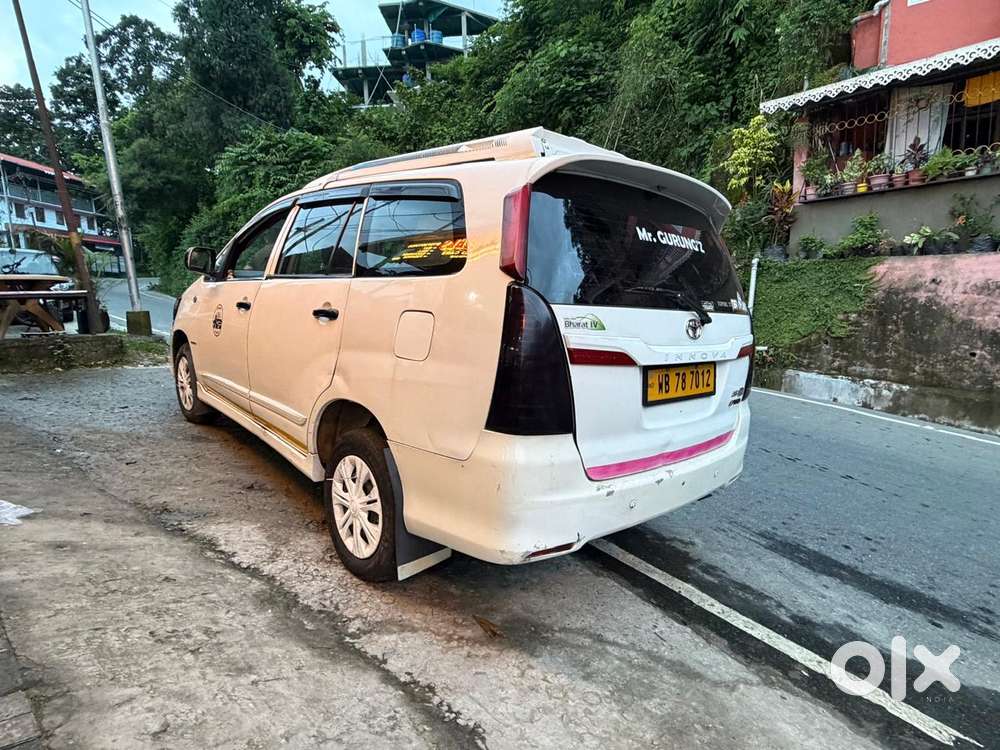 Toyota Innova 2.0 Vx (petrol) 8 Seater Bs Iv, 2014, Diesel