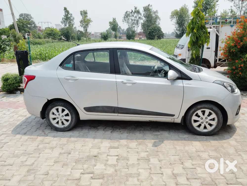 Hyundai Xcent 2015 Petrol 64500 Km Driven