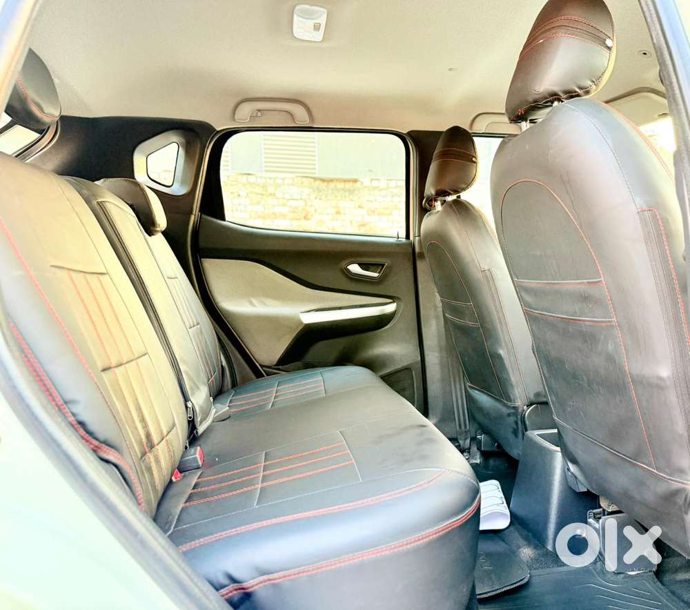 Nissan Magnite 1.0 Xv Turbo Cvt, 2022, Petrol