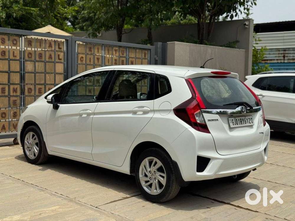 Honda Jazz V Automatic, 2017, Petrol