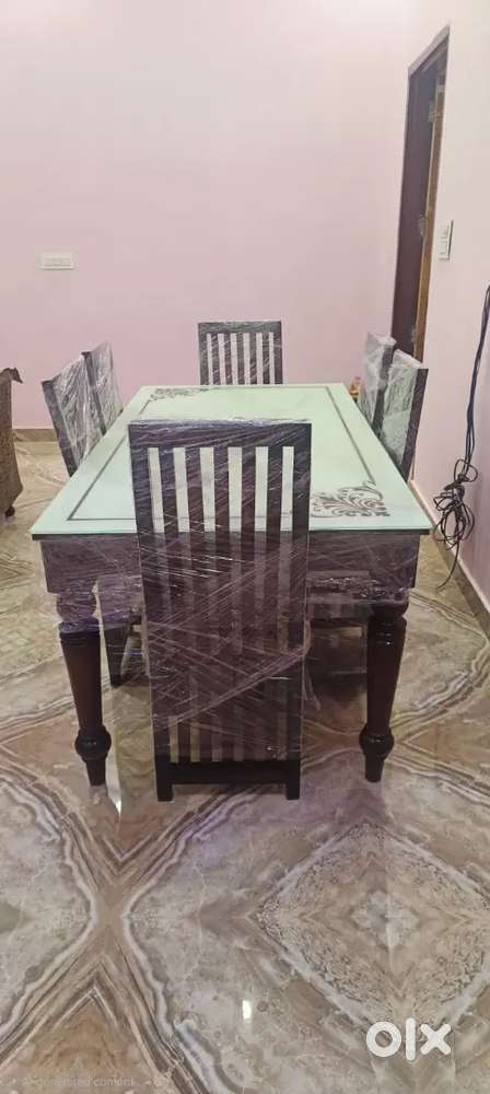 Dinning table