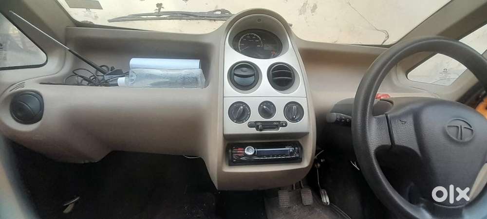 Tata Nano 2013 With Brand New Mrf Zlx Tyre , Insurance , Puc , Service