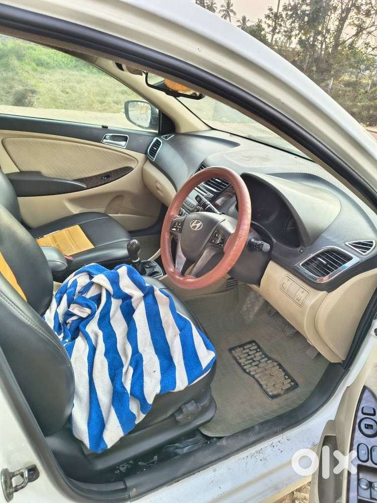 Hyundai Verna [2015-2017] Fluidic 4s 1.6 Crdi Sx (o), 2015, Diesel