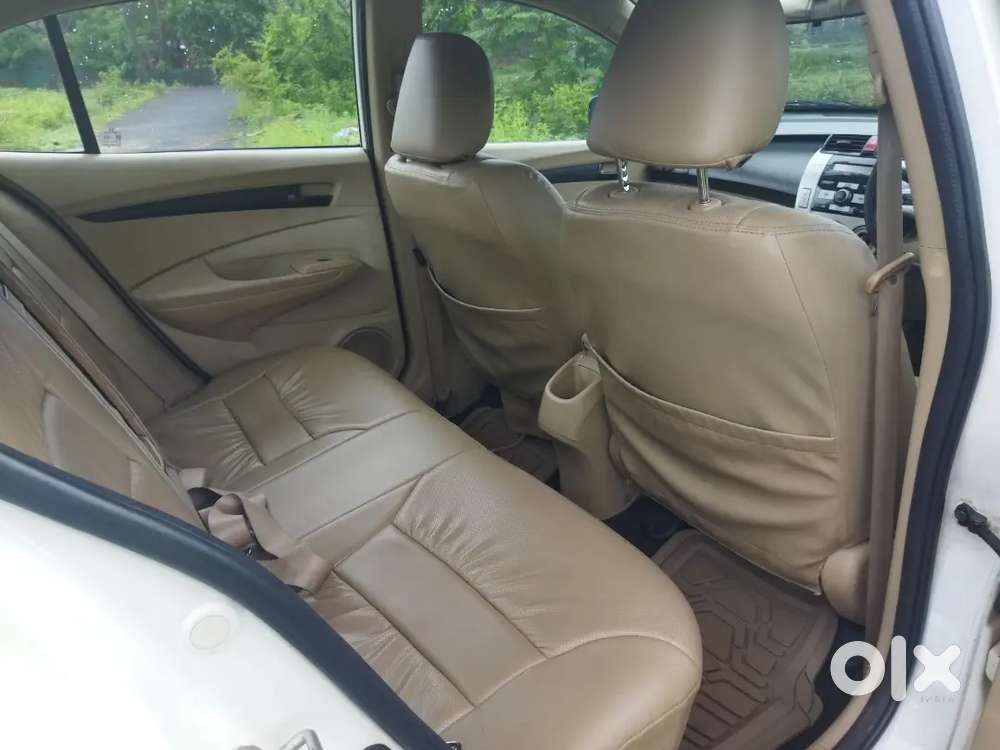 Excellent Condition Well Mentioned Cng Fitted Clean Car
