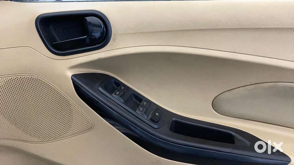 Ford Figo Aspire 1.5 Titanium Ti-vct At, 2015, Petrol