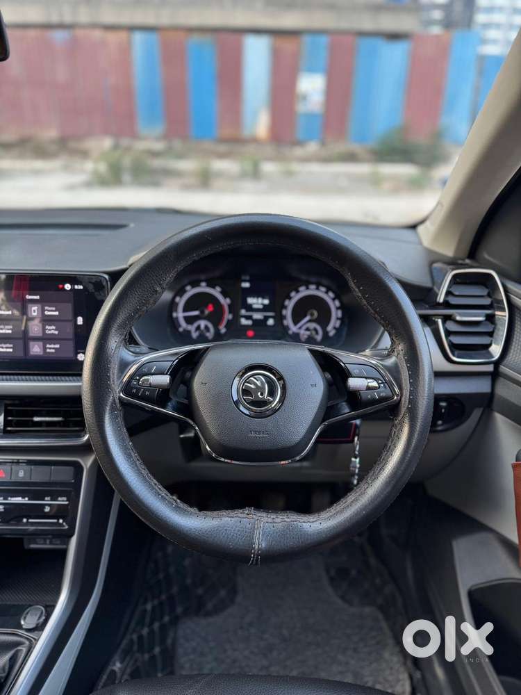 Skoda Kushaq 1.0 Tsi Ambition, 2022, Petrol