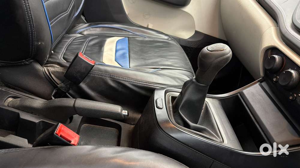 Tata Altroz Xe Petrol, 2022, Petrol