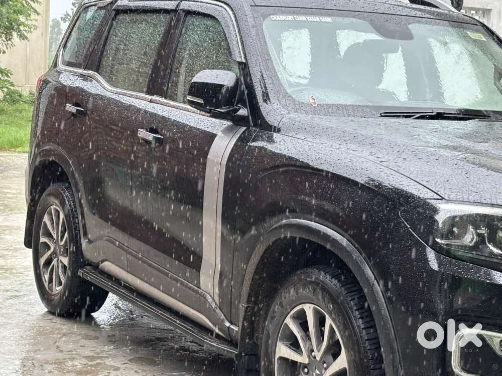 Mahindra Scorpio N 2024 Z8 Select Diesel