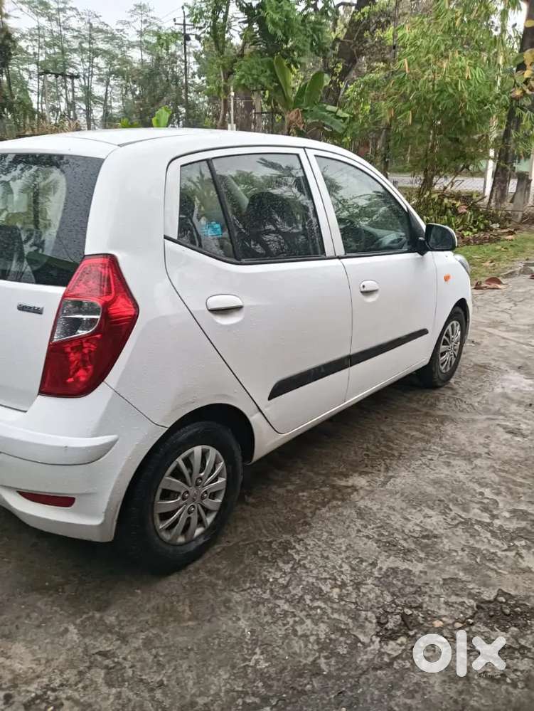 Hyundai I10 Sportz 2013 Petrol