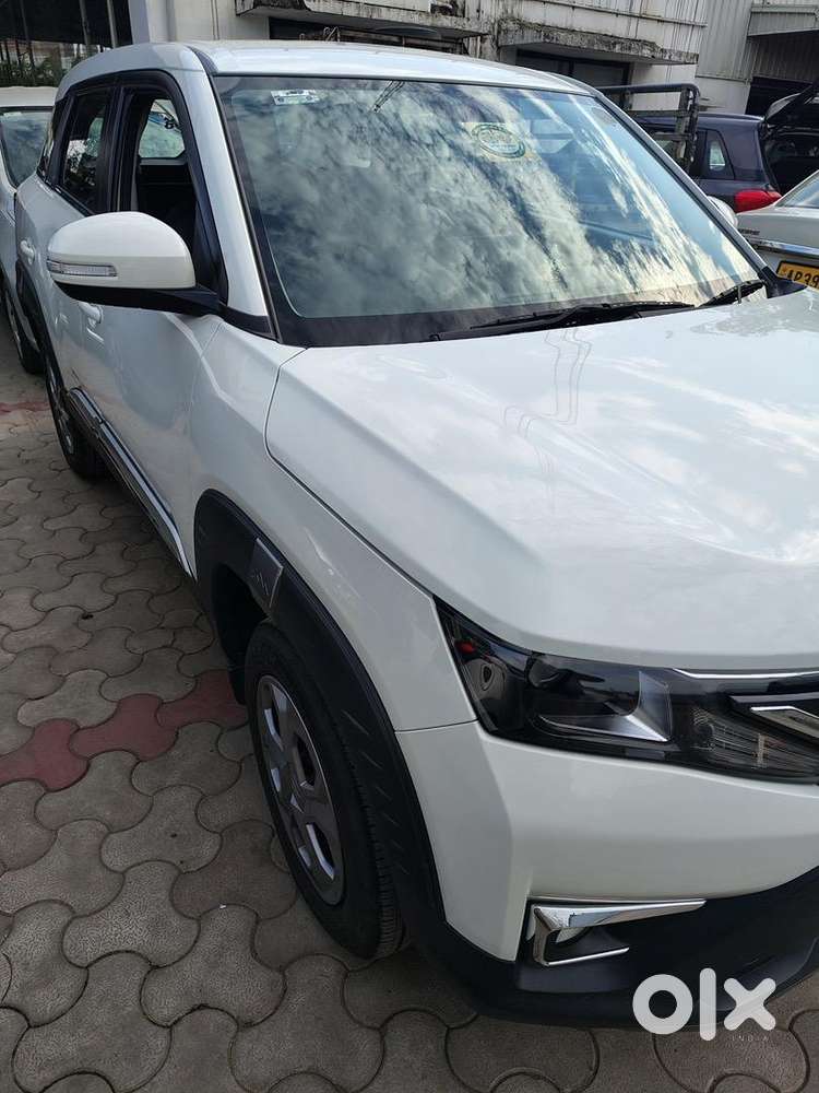 Maruti Suzuki Brezza Petrol Well Maintained