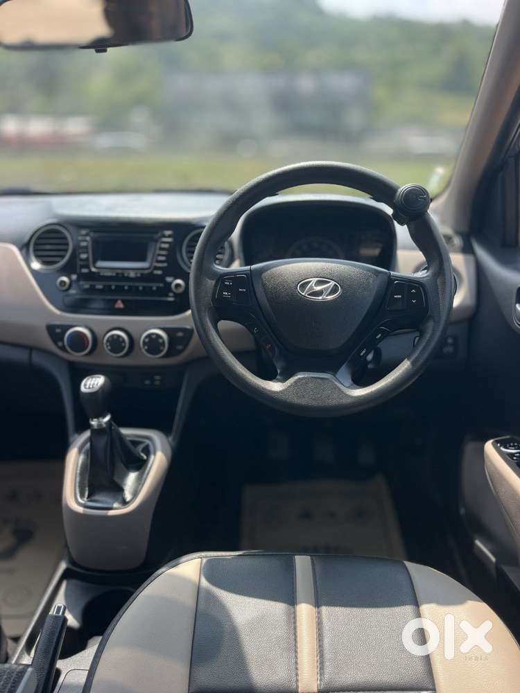 Hyundai Grand I10 Sportz, 2016, Petrol