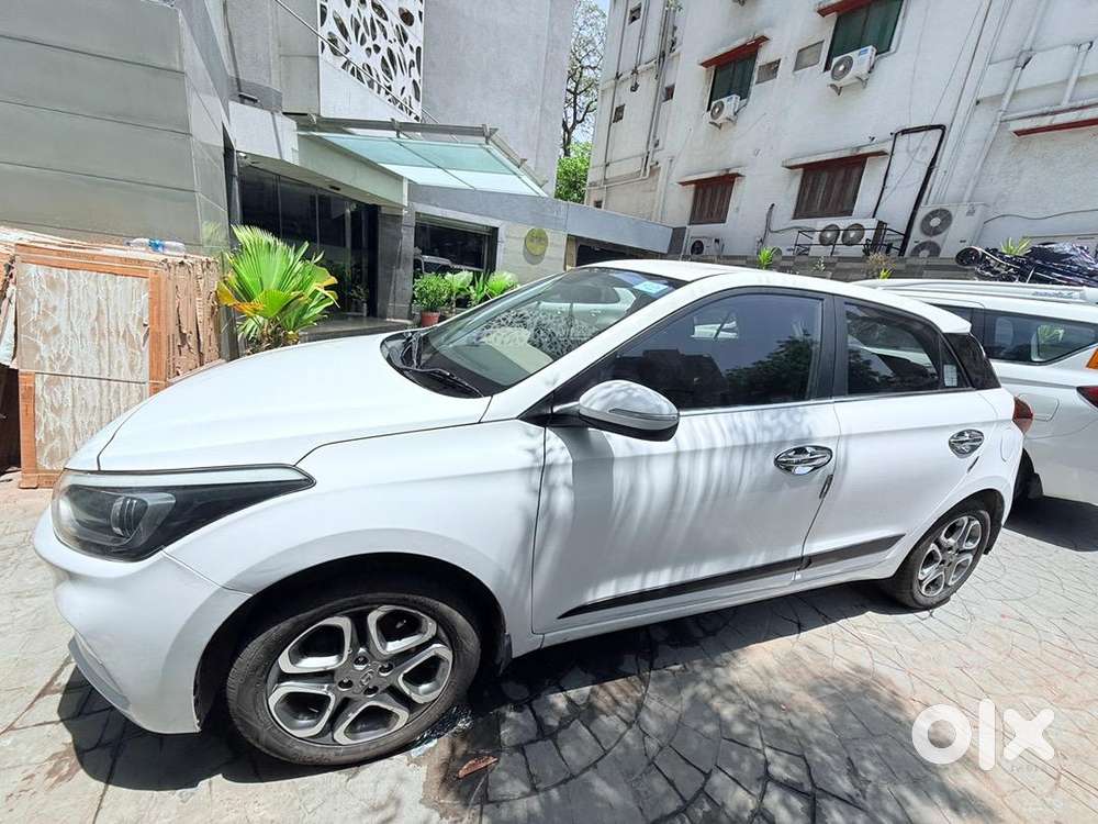 Hyundai I20 2019 Cng & Hybrids 80000 Km Driven