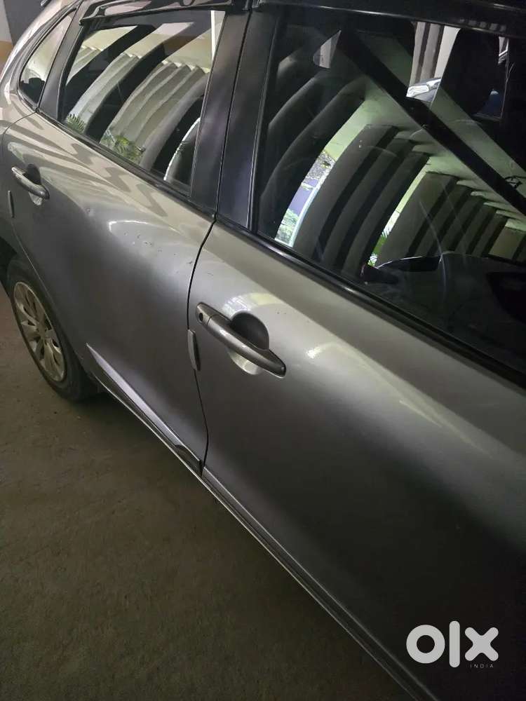 Suzuki Baleno Manual Delta  2018 Driven  43400 Km Silver. Hr 26 Number