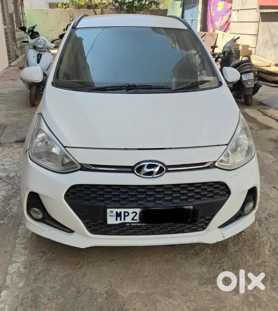 Hyundai Grand I10 2nd Owner 2017 Diesel 71000 Km Driven