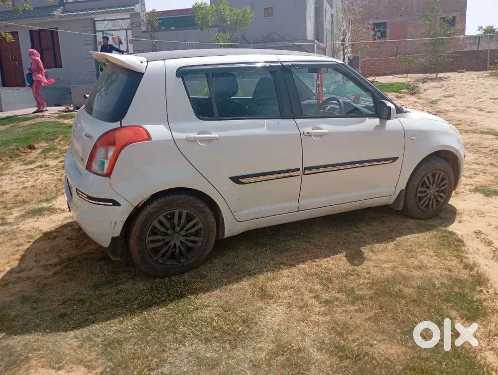 Maruti Suzuki Dzire 2010 Diesel 130000 Km Driven