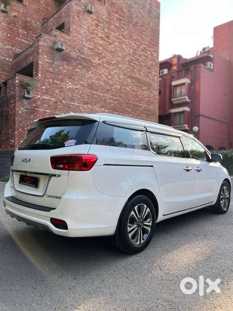 Kia Carnival Limousine Plus 7 Str, 2023, Diesel