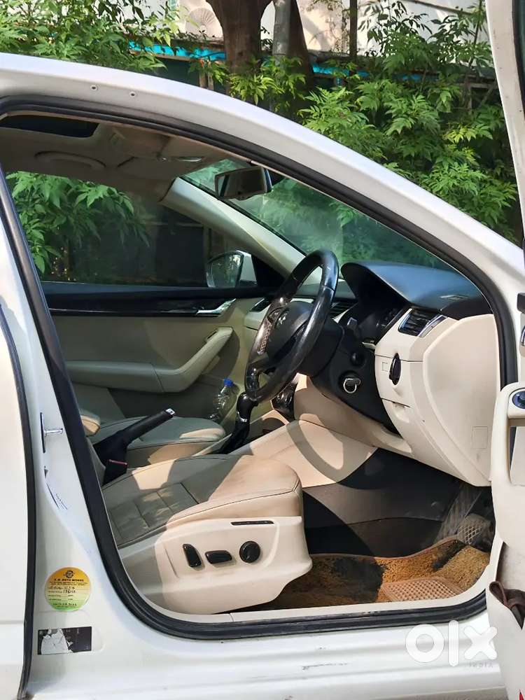 Skoda Octavia 2013 Diesel 118000 Km Driven