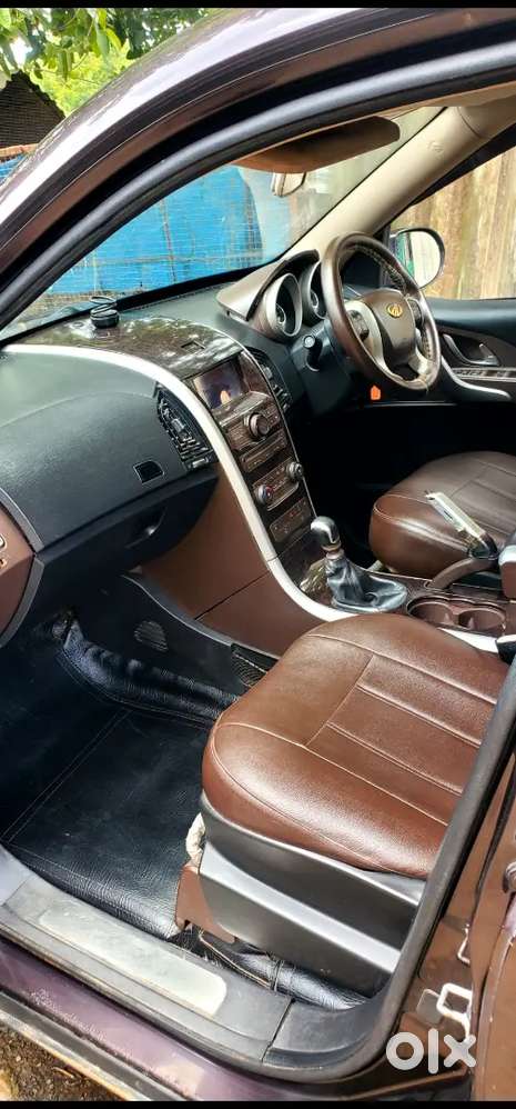 Mahindra Xuv500 2014 Diesel 70000 Km Driven