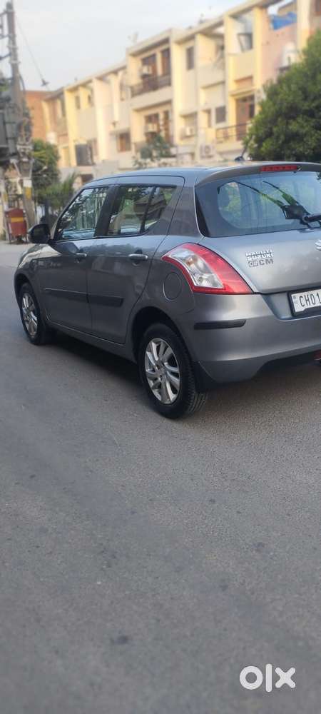Maruti Suzuki Swift Zxi Plus Dual Tone, 2014, Petrol