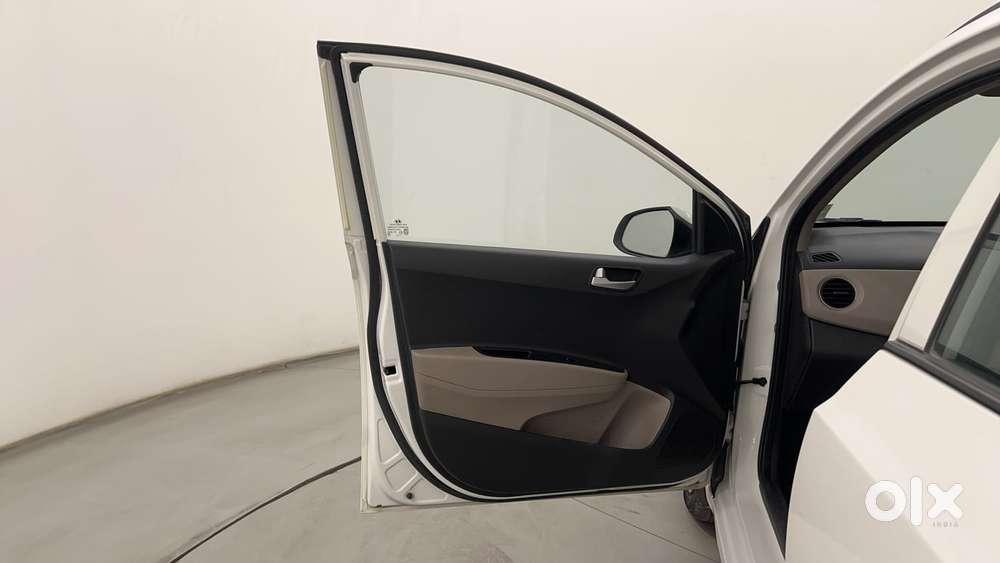 Hyundai Grand I10 1.2 Kappa Sportz, 2015, Petrol