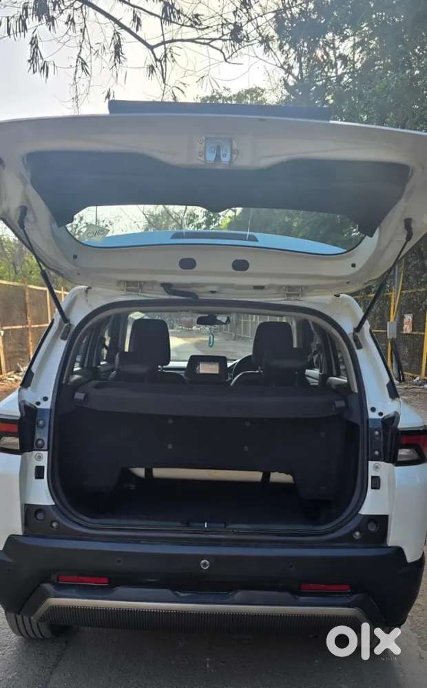 Maruti Suzuki Brezza, 2023, Cng & Hybrids