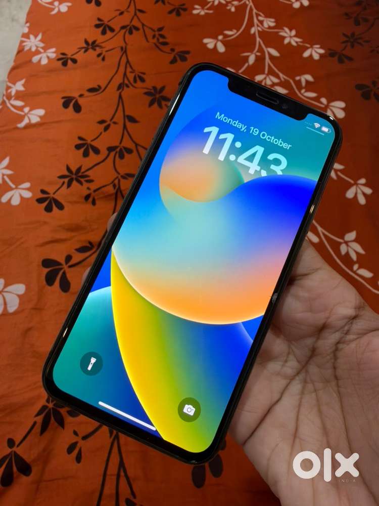 iPhone X - 64 GB - BLACK