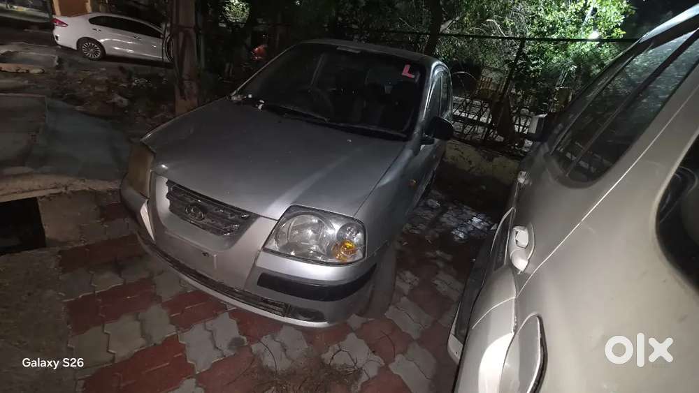 Purani Scrap Car Kharidi Jaati Hai