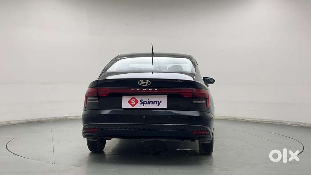Hyundai Verna Ex 1.5 Petrol Mt, 2023, Petrol