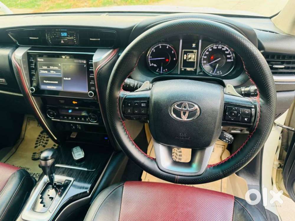 Toyota Fortuner Legender 4x2 At 2.8, 2022, Diesel