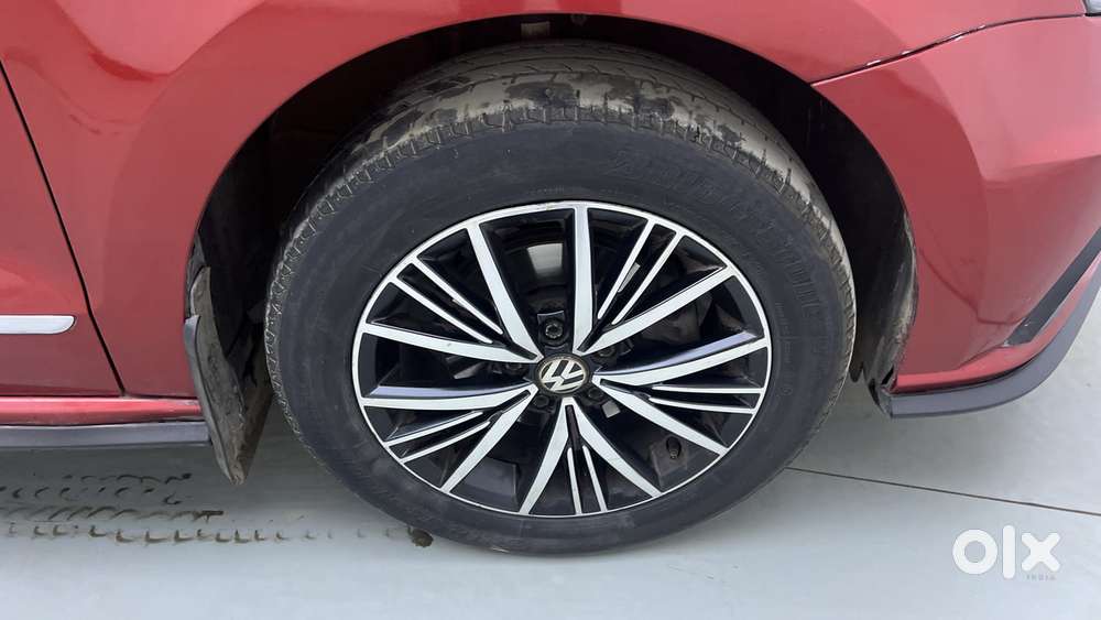 Volkswagen Vento Petrol Highline At, 2020, Petrol