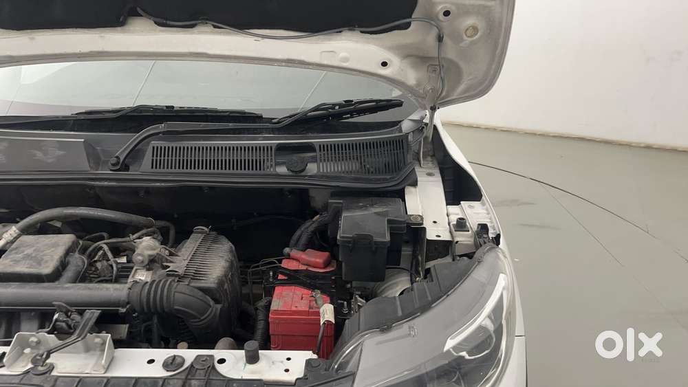 Renault Triber Rxz, 2022, Petrol