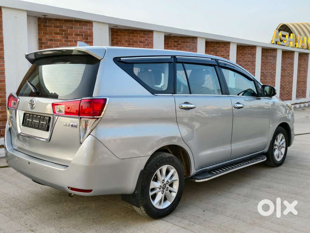 Toyota Innova Crysta 2.4 G Mt 8s, 2018, Diesel