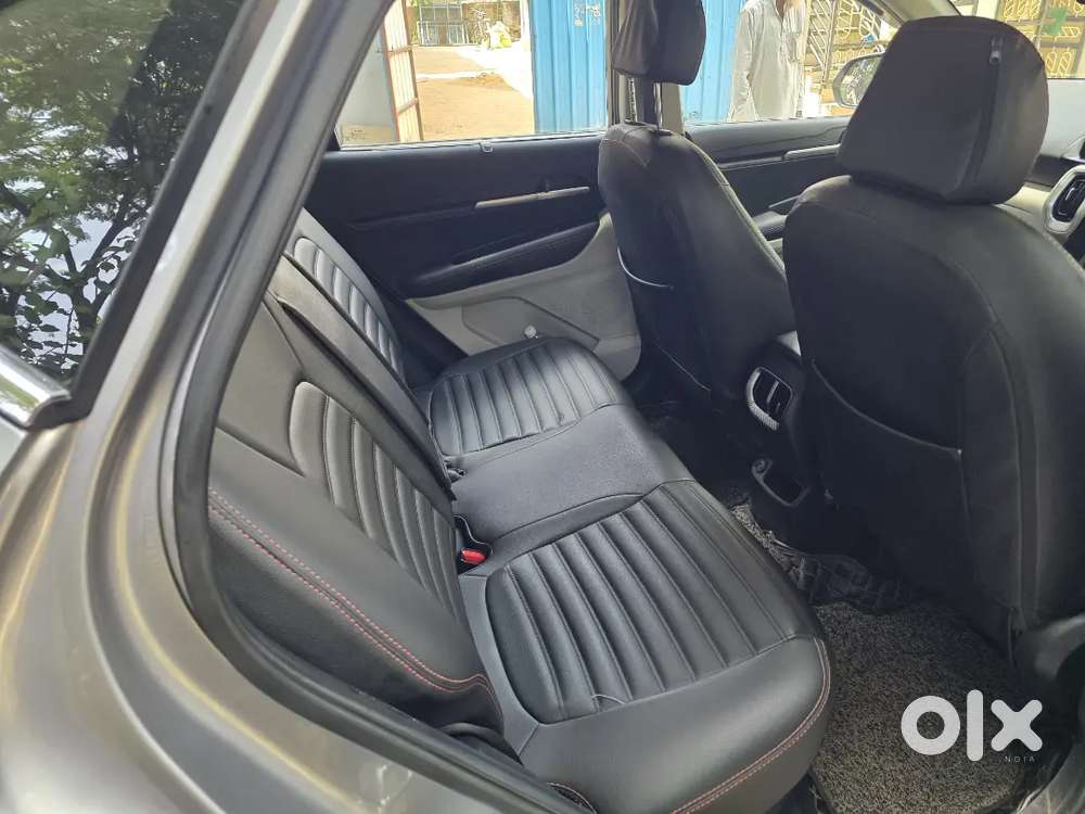 Kia Sonet Htx 1.5 Diesel Manual Topend With Sunroof  2022 Model