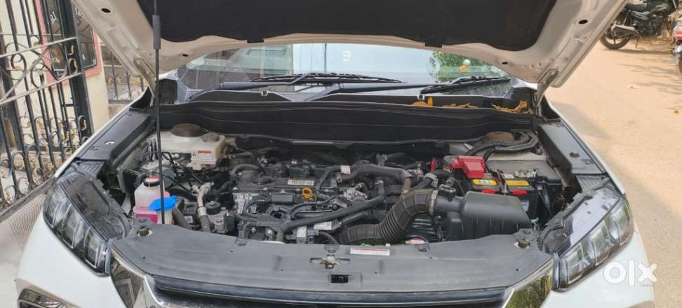 Maruti Suzuki Grand Vitara Smart Hybrid Alpha, 2024, Petrol