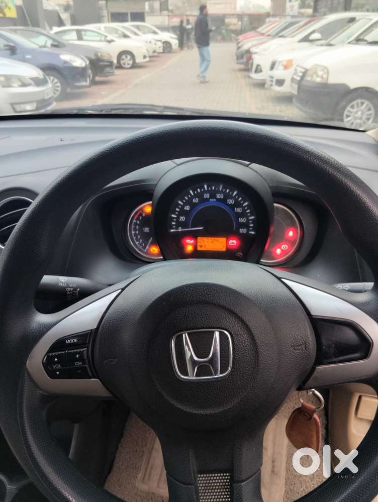 Honda Amaze, 2016, Petrol