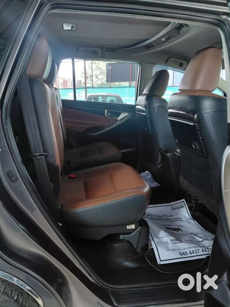Toyota Innova Crysta 2.8 Zx At 7 Seater, 2018, Diesel